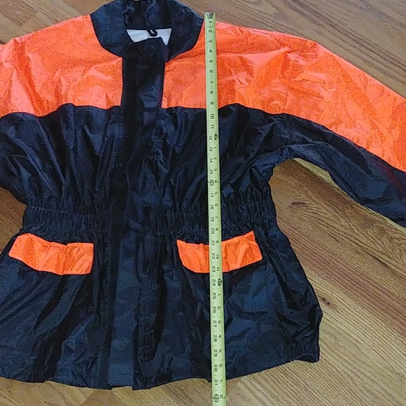Rain jacket - Picture 3 of 5